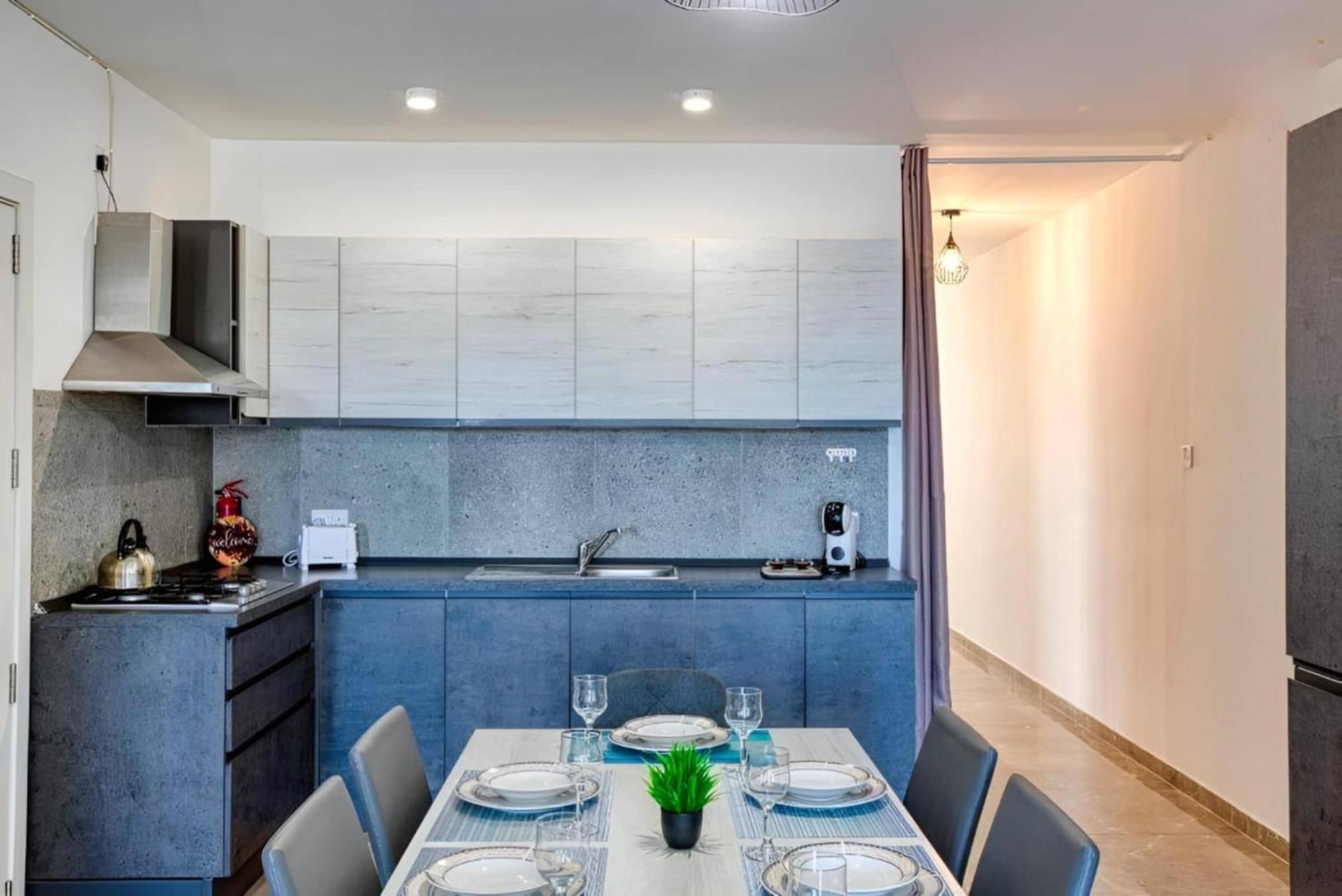 Large, 3 Bedroom Apartment In Marsascala Marsaskala Ngoại thất bức ảnh