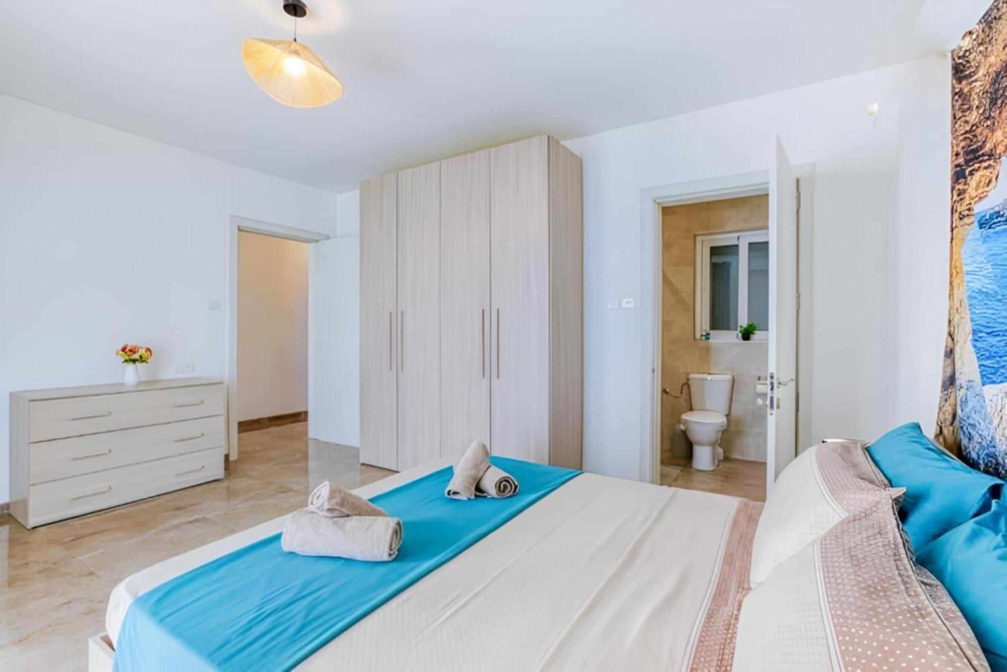 Large, 3 Bedroom Apartment In Marsascala Marsaskala Ngoại thất bức ảnh
