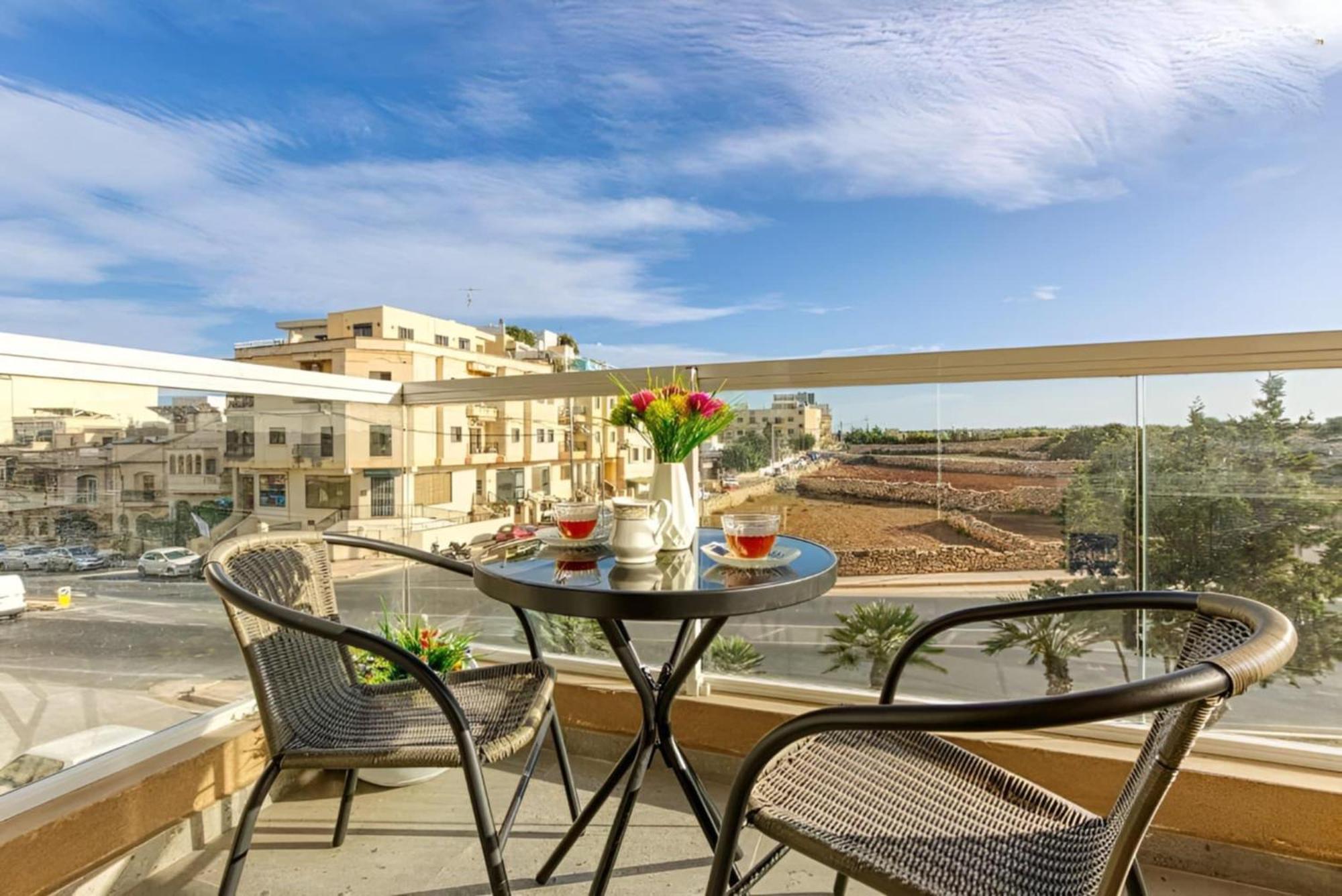 Large, 3 Bedroom Apartment In Marsascala Marsaskala Ngoại thất bức ảnh