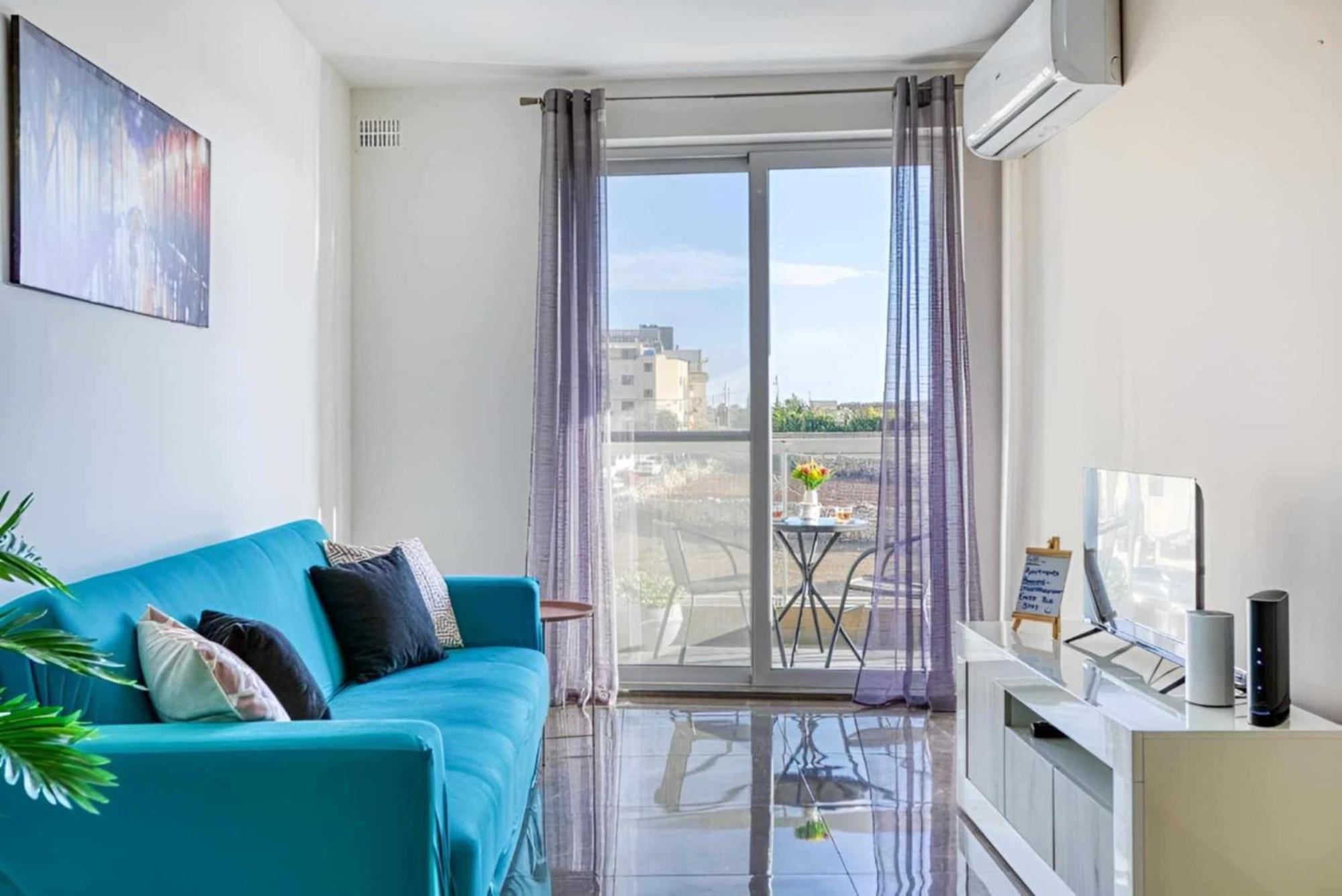 Large, 3 Bedroom Apartment In Marsascala Marsaskala Ngoại thất bức ảnh