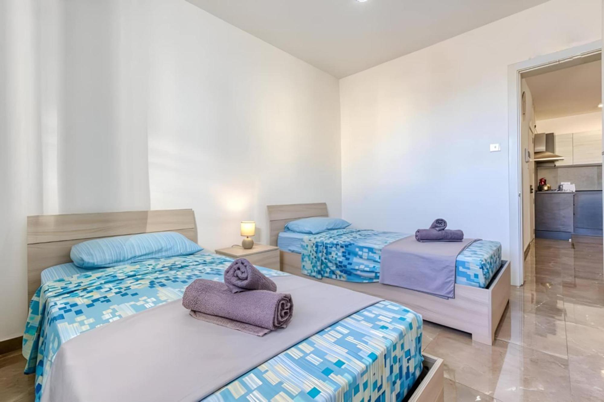 Large, 3 Bedroom Apartment In Marsascala Marsaskala Ngoại thất bức ảnh